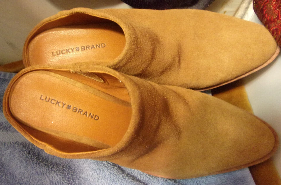 Lucky Brand "SEBIKI" Women's Brown SUEDE LEATHER HEEL Mule Shoes SZ 6.5M /37EUR - Image 4 of 4