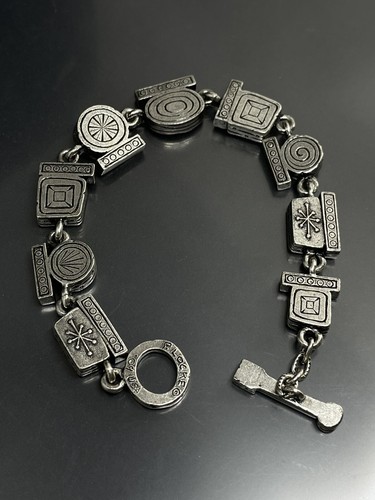 Patricia Locke USA Signed Silvertone Swarovski Multicolor Crystals 6.5” Bracelet - Picture 3 of 6