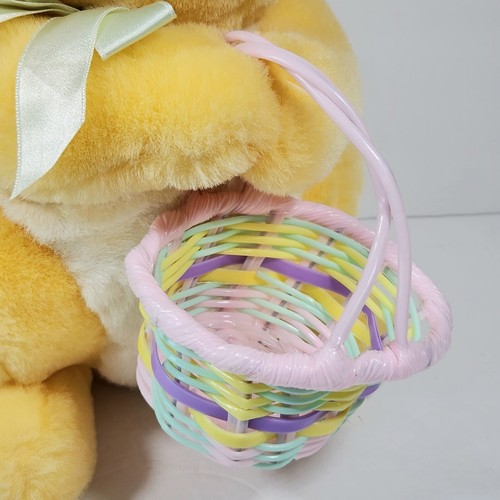 De colección Commonwealth Conejo de Pascua Cesta Peluche Animal Rosa Nariz Raro - Imagen 5 de 13