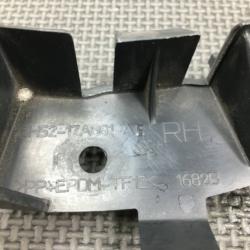 08-15 Land Rover LR2 Passenger Right Rear Bumper Support Mount Bracket OEM - Picture 6 of 6