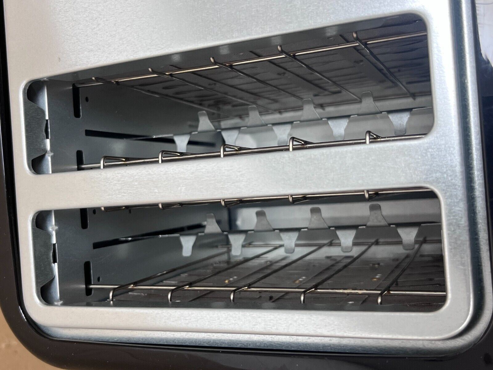 Cookworks Illuminated 4 Slice Extra Wide Toaster Defrost Black Slots