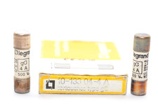 2x Sicherung v. LEGRAND Typ 133 04, 500 V / 4 A, 10 x 38 mm, Cartridge fuse, NOS