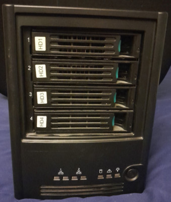Intel  Entry Storage System INNS04-4200 (SS4000E) - Bad PSU - No HDDs
