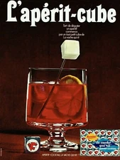  Advertising 0222 B 1970 L'apérit-cube La Vache qui Rit cocktail
