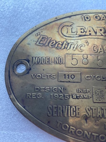 OLD CLEAR VISION GAS PUMP BRASS PLATE SERVICE STATION EQUIPMENT TORONTO CANADA - Picture 3 of 8