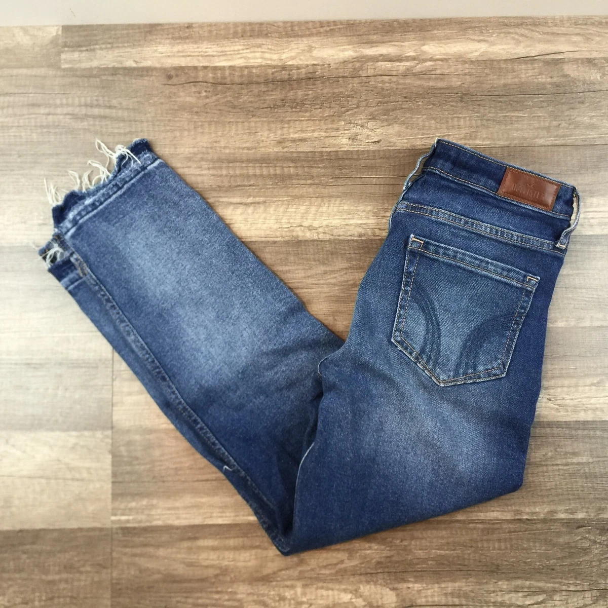 Hollister cheap capri jeans