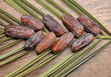 Dates Mabroum Madina 500 kg Large Size Fine Grain dry & Low In Sugar 0.11 per kilo