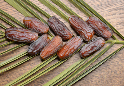Dates Mabroum Madina 500 kg Large Size  Fine Grain  dry & Low In Sugar
