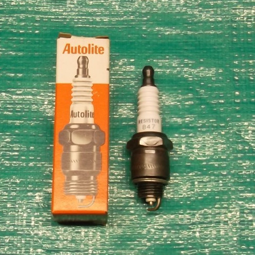NOS Autolite Resistor 847 Spark Plug