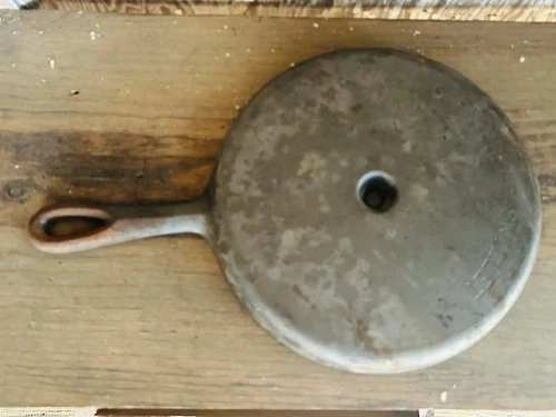 HTF Vintage 1967 Unmarked BSR Cast Iron 8 Wedge PAT. PENDING Corn Bread Skillet