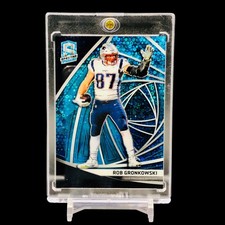 2019 Panini Spectra Rob Gronkowski Neon Blue Prizm Refractor /60 SP Patriots