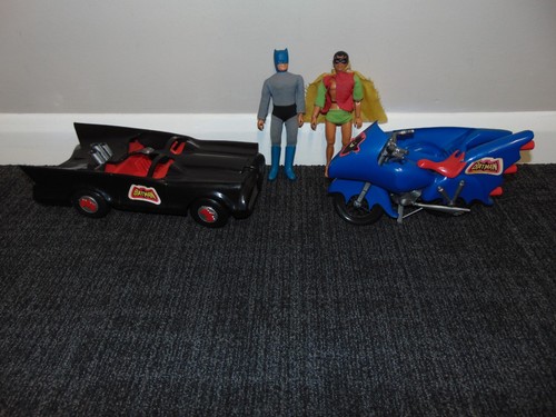 Vintage Mego Batman: Batman, Robin, Batcycle & Sidecar, Batmobile 1974/5 - Bild 4 von 24