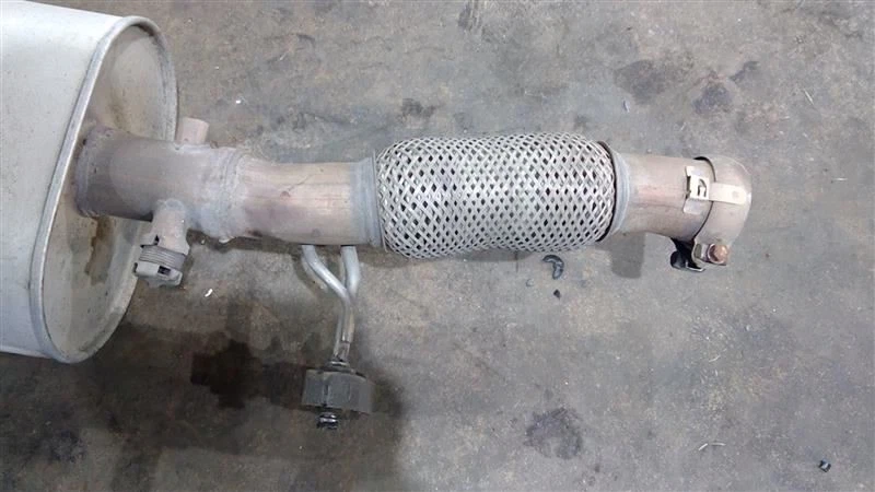 Chevrolet Tahoe 2015-2020 sistema de escape convertidor catalítico 84665238 Foto 2 de 4