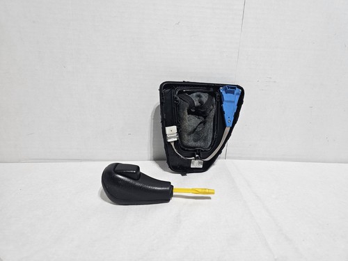 ✅ 06-13 BMW E90 E92 E93 328i Gear Shifter Selecting Lever Trim Boot Cover OEM - Picture 13 of 20