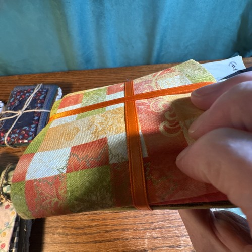 Quilting fabric Patterns Ideas Plans Supplies Multi color fabric Starter project - Picture 7 of 17
