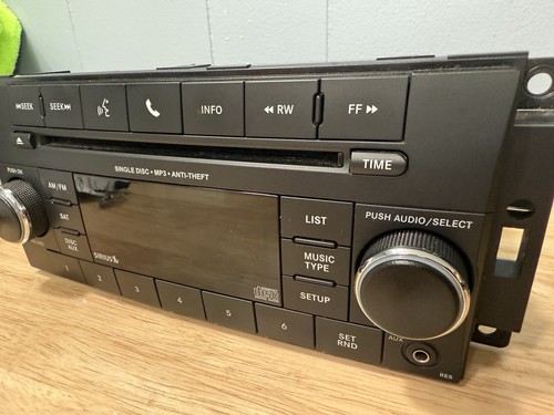 2007 - 2020 Chrysler Jeep Dodge OEM AM FM Radio CD Player Part P68252825AA - Bild 7 von 10