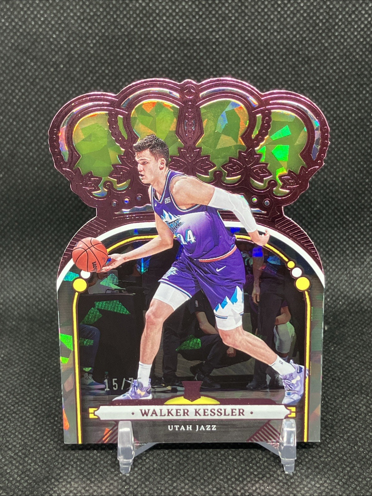 Walker Kessler 2022-23 Panini Crown Royale RC Pink Crystal SP /75 #2 Jazz