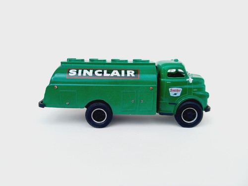 1/50 o scale 3d printed 1948 Dodge B1 COE truck Sinclair handmade custom kitbash - Picture 4 of 7