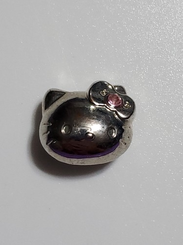 Vintage 1970s Hello Kitty Charm Charm For Bracelet Necklace C76 '11 Sanrio - Picture 3 of 7