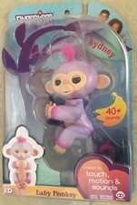 WowWee AUTHENTIC Fingerlings 2Tone Monkey - Sydney Purple with Pink