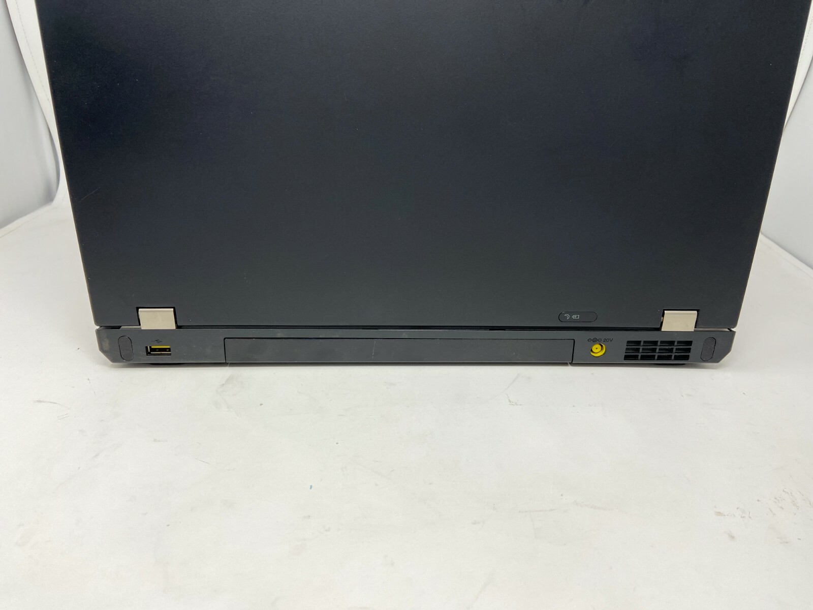 Lenovo Thinkpad T510 15" Core i5 2.4GHz 4GB 512GB SSD Win 10 1080p Webcam Laptop - Picture 5 of 9