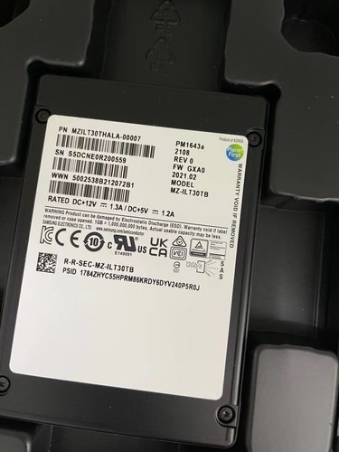 Samsung PM1643a 30.72TB SSD MZ-ILT30TB SAS 2.5'' 12Gb/s Enterprise Server - Picture 1 of 1