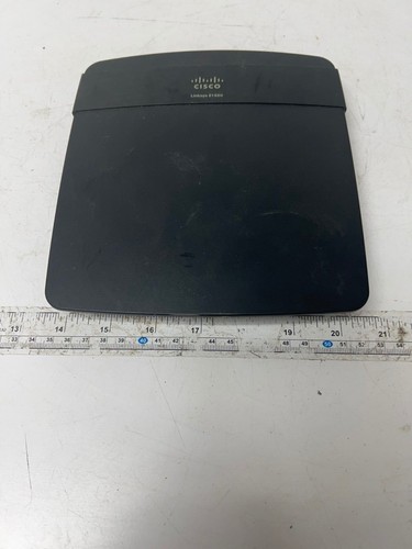 T29 Linksys E1550 300 Mbps 4-Port 10/100 Wireless N Router - Picture 11 of 11