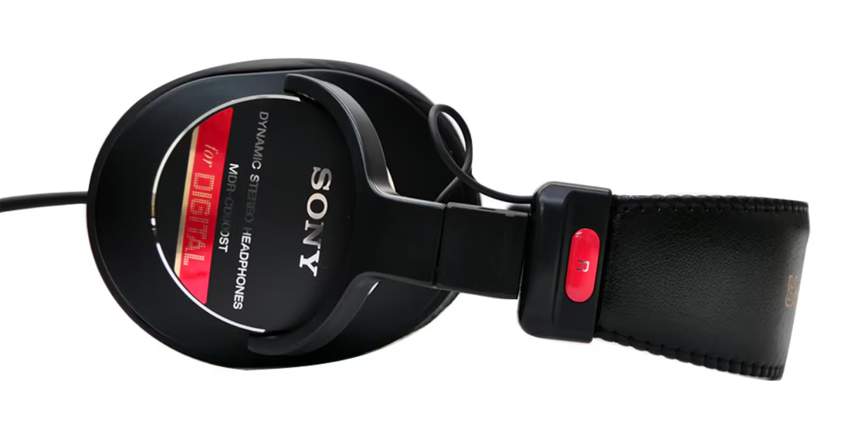 Sony MDR-CD900ST Studio Monitor Stereo Headphones - Black Sony MDR-CD900ST Studio Monitor Stereo Headphones - Black