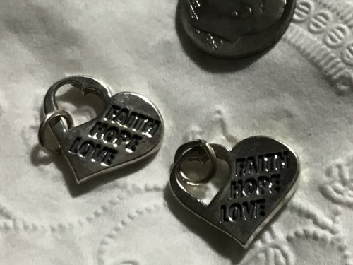 101 Tiny Love Word /Heart Charms Jewelry Making Silver Tone Earring Bracelet - Picture 2 of 6