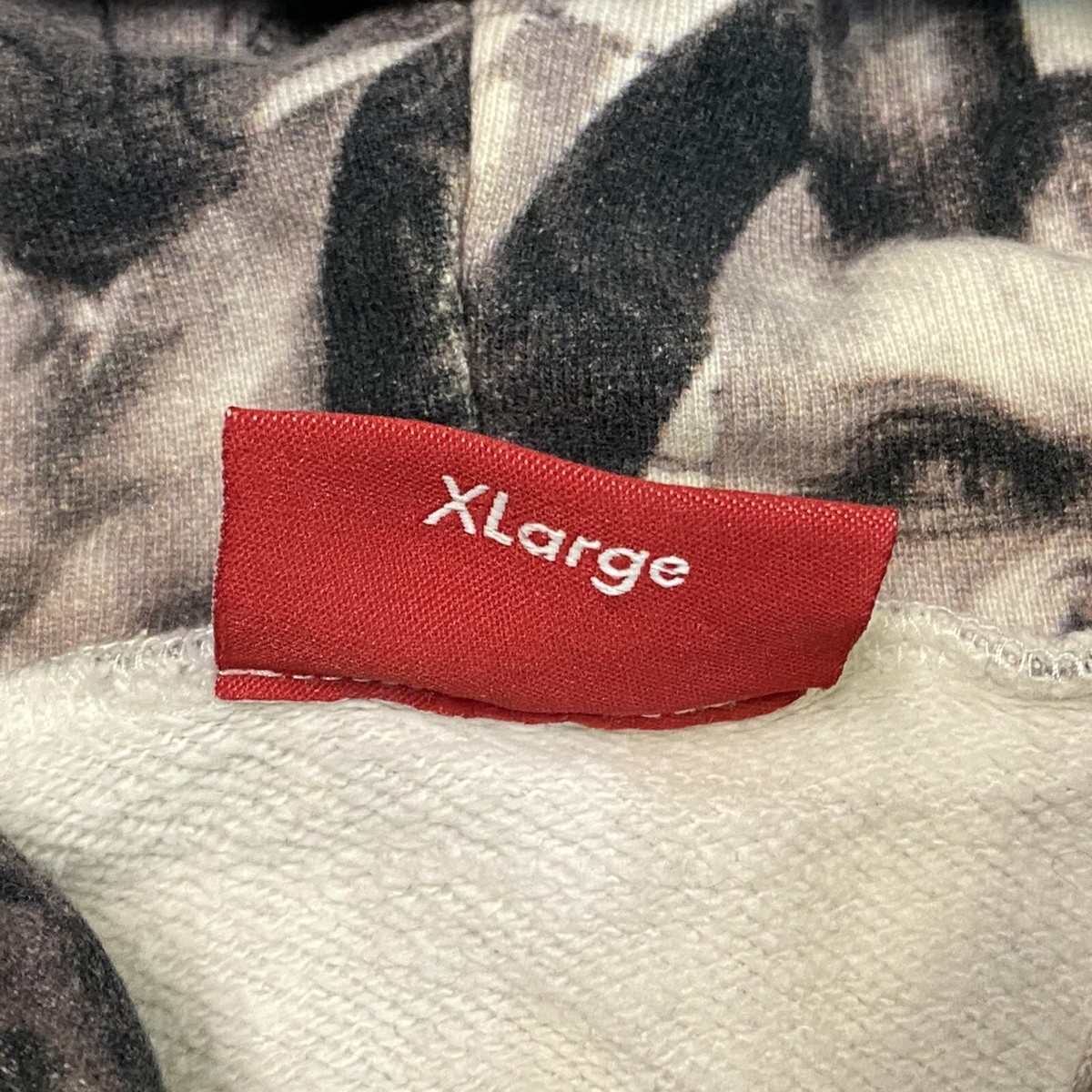SUPREME PHASE 2 HOODIE BOX LOGO FLORAL PCL LE BAIN