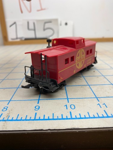 Life-Like Santa Fe Caboose Lot of 2 ATSF 999851 HO Scale Model Train Car - Picture 9 of 17