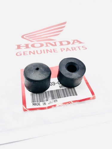 GENUINE HONDA ATC90 ATC110 ATC125 M GAS FUEL TANK FRONT RUBBERS OEM NEW - Bild 2 von 2