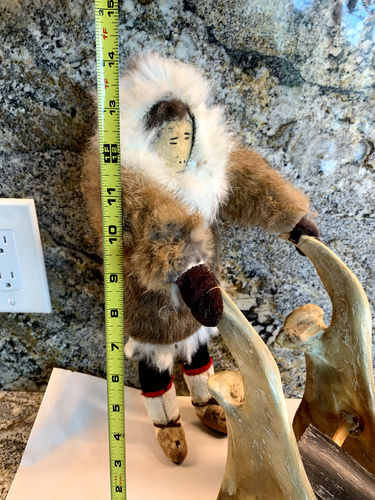 Antique Alaskan Inuit Doll Fur and Leather Sled Dogs Alaska Handmade One Of Kind - Picture 6 of 21