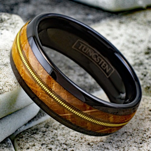 Graviert 8 mm schwarz Wolfram Whiskey Fass Holz mit Gitarrensaite Herren Band Ring - Bild 2 von 12