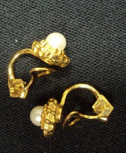 Vtg Estate Jewelry ~ Lot/2 Pair Petite Clip On Earrings ~ ORANGE / FAUX PEARL - Picture 4 of 8