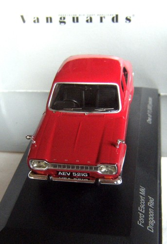 VANGUARDS VA09500-FORD ESCORT MK1 -AUTO 1/43 - Foto 10 di 13