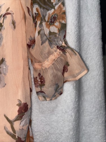 *NWT* ABERCROMBIE & FITCH Lined Peach Floral Romper, size Large - Picture 4 of 11