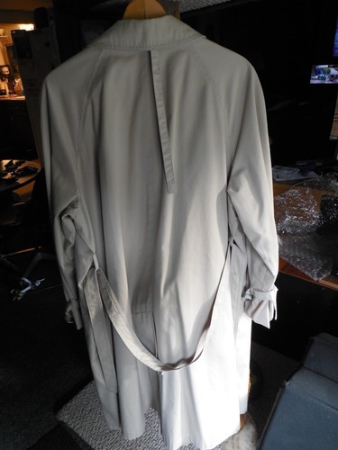 Tan London Fog Trench Coat Jacket Ladies 16 Full Length 48” - minor issues - Picture 9 of 12