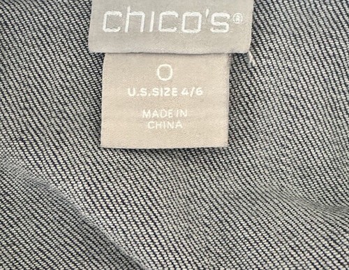 NEU Chico's Jeansjacke Gr. Small 4/6 Stretch ausgefranster Saum Truckerfrei S/H Of - Bild 7 von 8