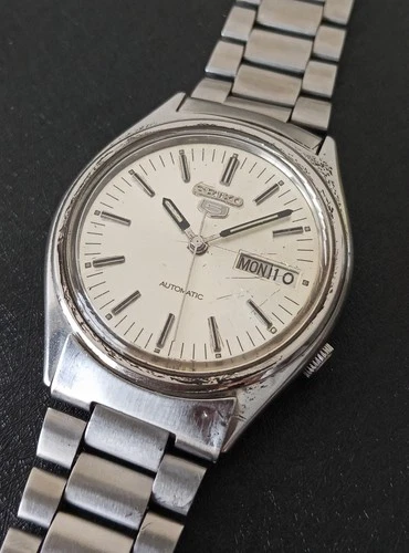 Vintage Seiko 5 Automatic Men's Watch 7009-3171