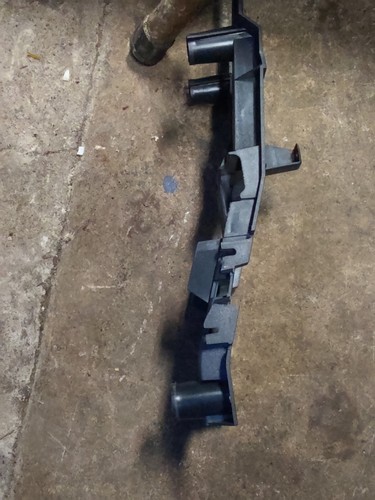 2002 Mini Cooper Parking Brake Handle Trim Mounting Base - Picture 3 of 4