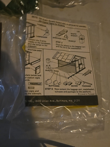 HO SCALE SCENERY AND BRIDGE LOT - Bild 8 von 10
