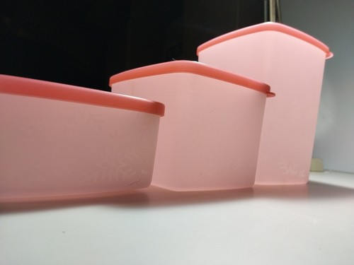 Tupperware Contenedor Congelador 400ml,800ml, 1.4 Litros Cuadrado Rosa Set3 NUEVO S12 - Imagen 6 de 7