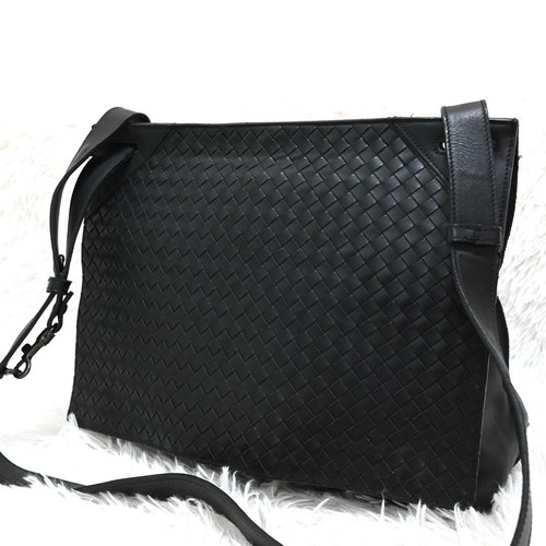 Bottega Veneta Shoulder Bag Intrecciato Black