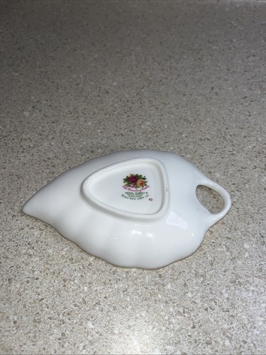 H903~ Royal Albert Old Country Roses Leaf Shape Dish Trinket 6.25" x 4" - Picture 4 of 5