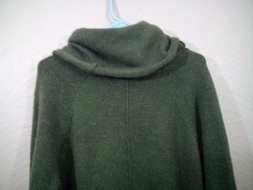 Jessica Simpson Women's Cowl Neck Sweater Size 1X Solid Green Business Casual - Picture 7 of 7