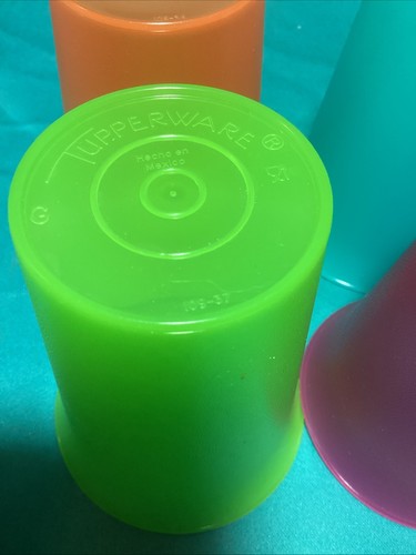 Tupperware Vintage Set 4 ~ 7 Unzen helle Farben Glocke Becher Kinder #109 - Bild 11 von 13
