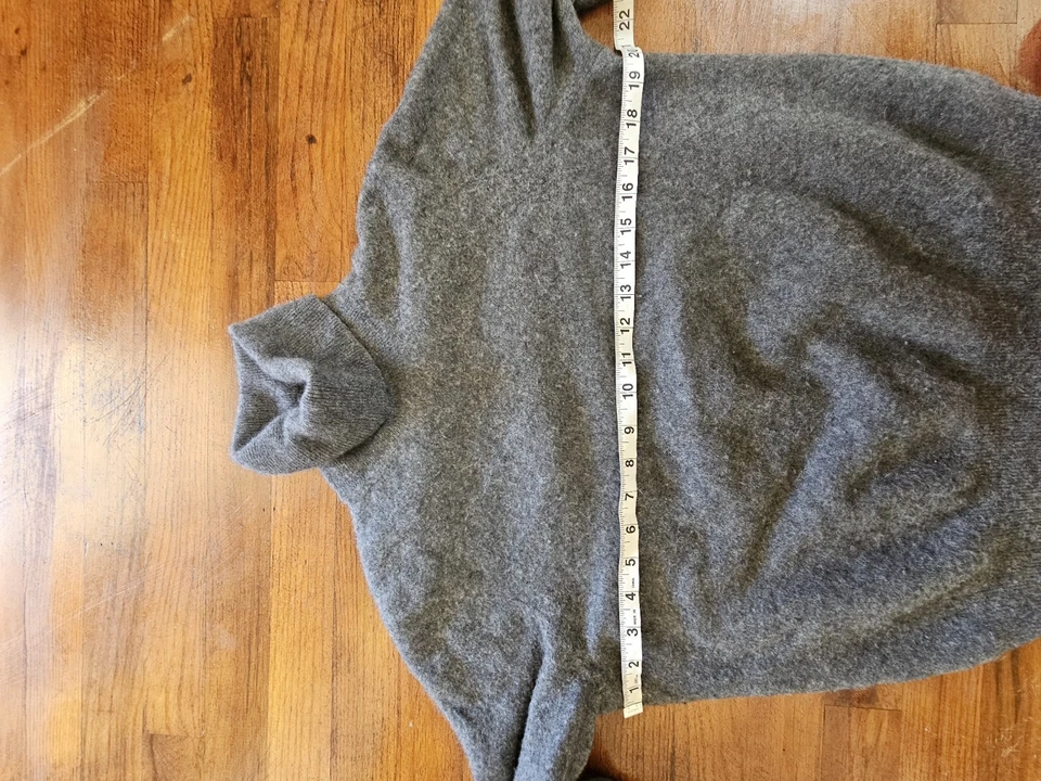 Neiman Marcus 100% Cashmere Turtleneck Cozy Gray 3/4 Sleeves Sweater Sz 1X - Image 3 of 4