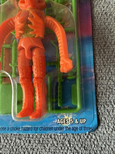 G.I. Joe 1993 Star Brigade CARCASS Alien HASBRO Carded FAO Schwartz - Picture 7 of 14