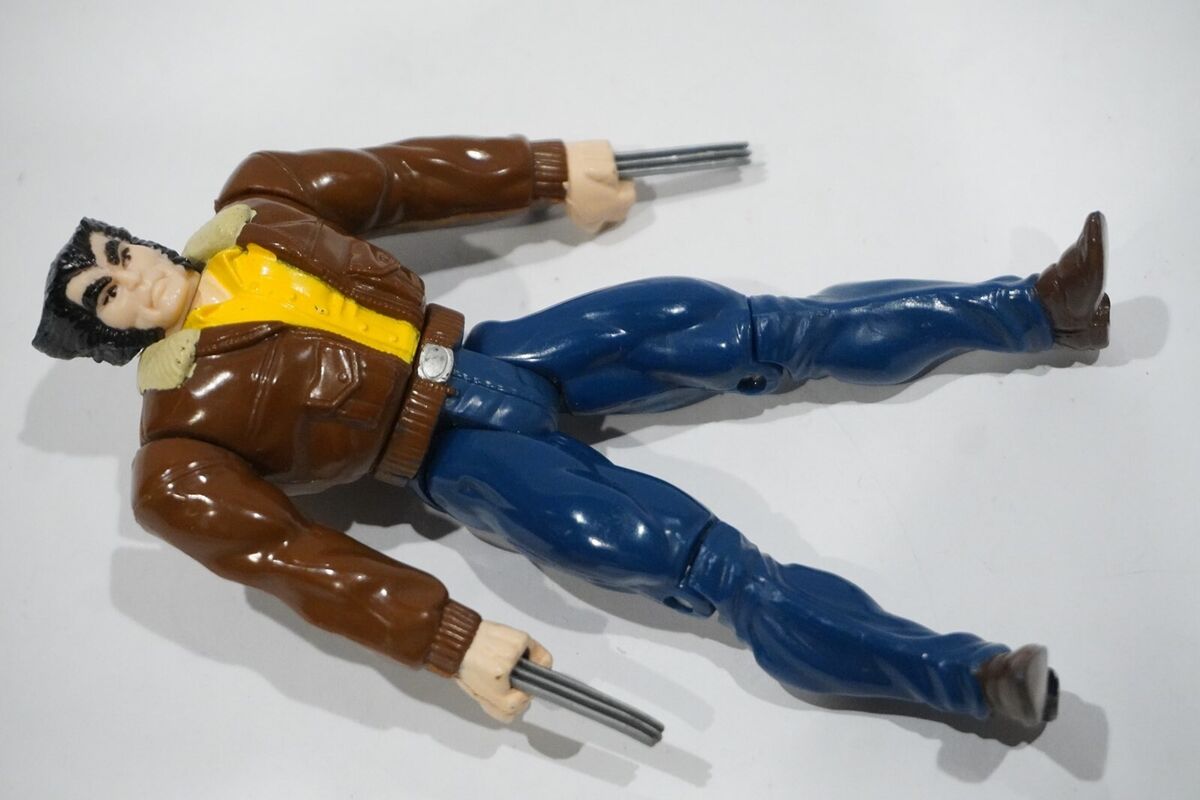 X-Men Wolverine 7th Edition with Street Clothes Action